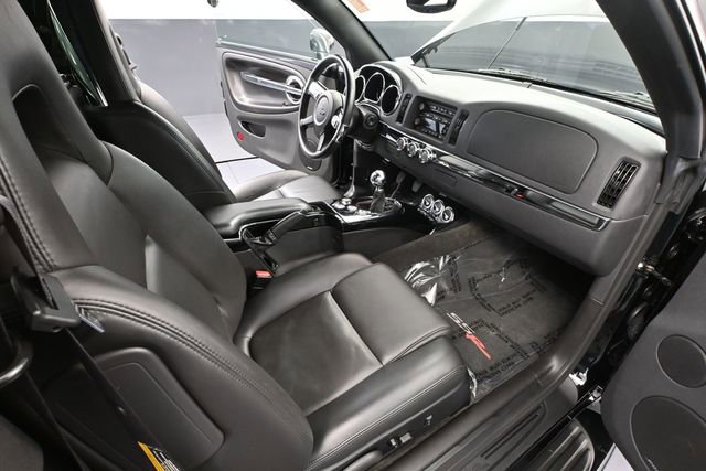 Used 2006 Chevrolet SSR w/ Preferred Equipment Group RWD image 26