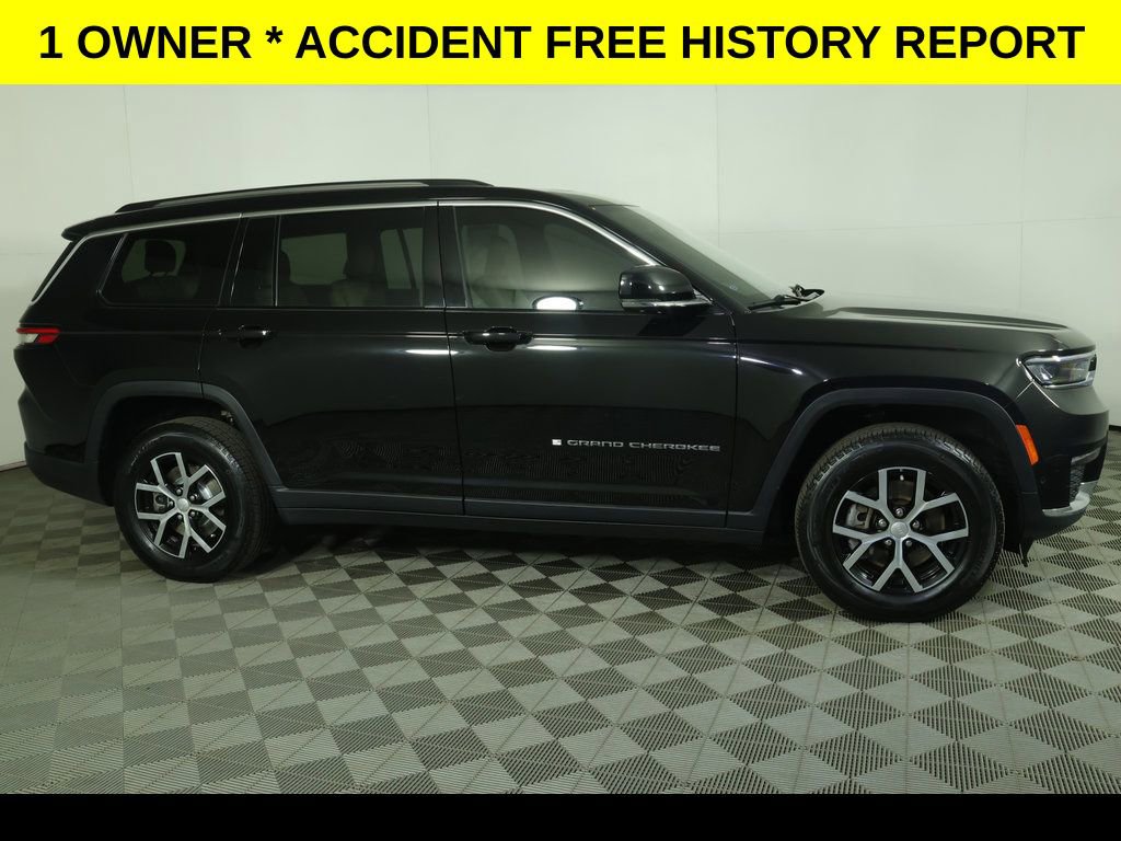 Used 2023 Jeep Grand Cherokee L Limited w/ Luxury Tech Group II image 2