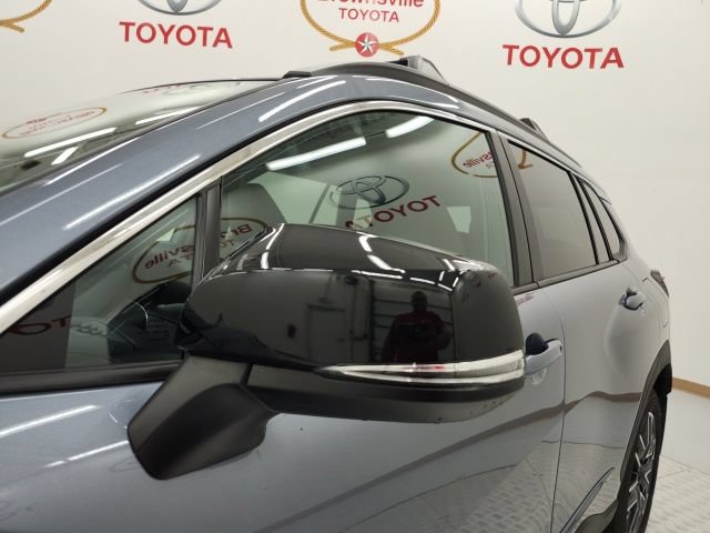 Certified 2026 Toyota Corolla Cross XLE FWD image 17