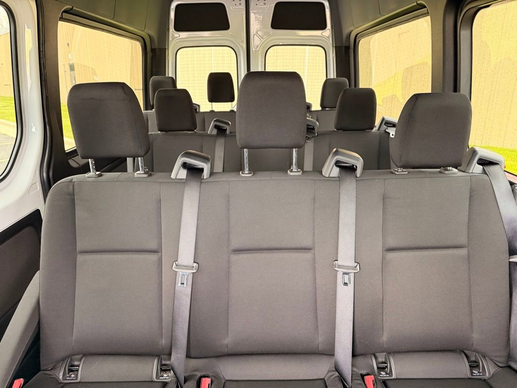 Used 2024 Mercedes-Benz Sprinter 2500 image 17