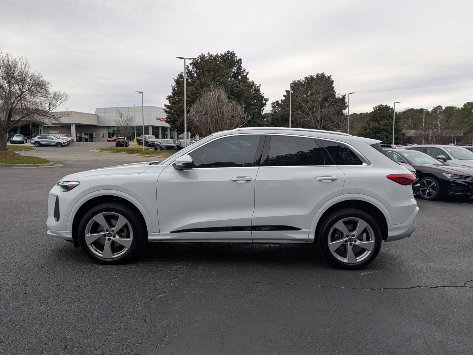 Used 2025 Audi Q5 Premium Plus image 8