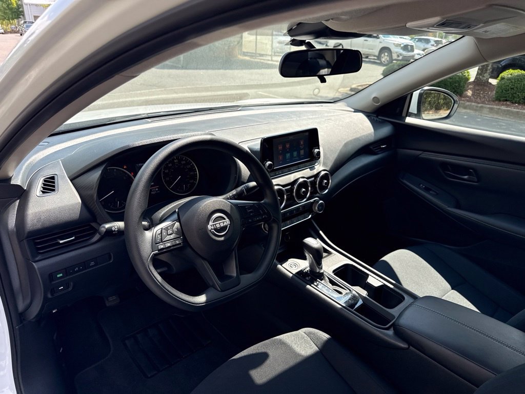 Used 2025 Nissan Sentra S FWD image 14