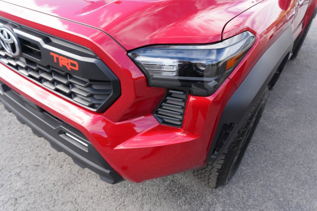 Used 2024 Toyota Tacoma TRD Off-Road image 13