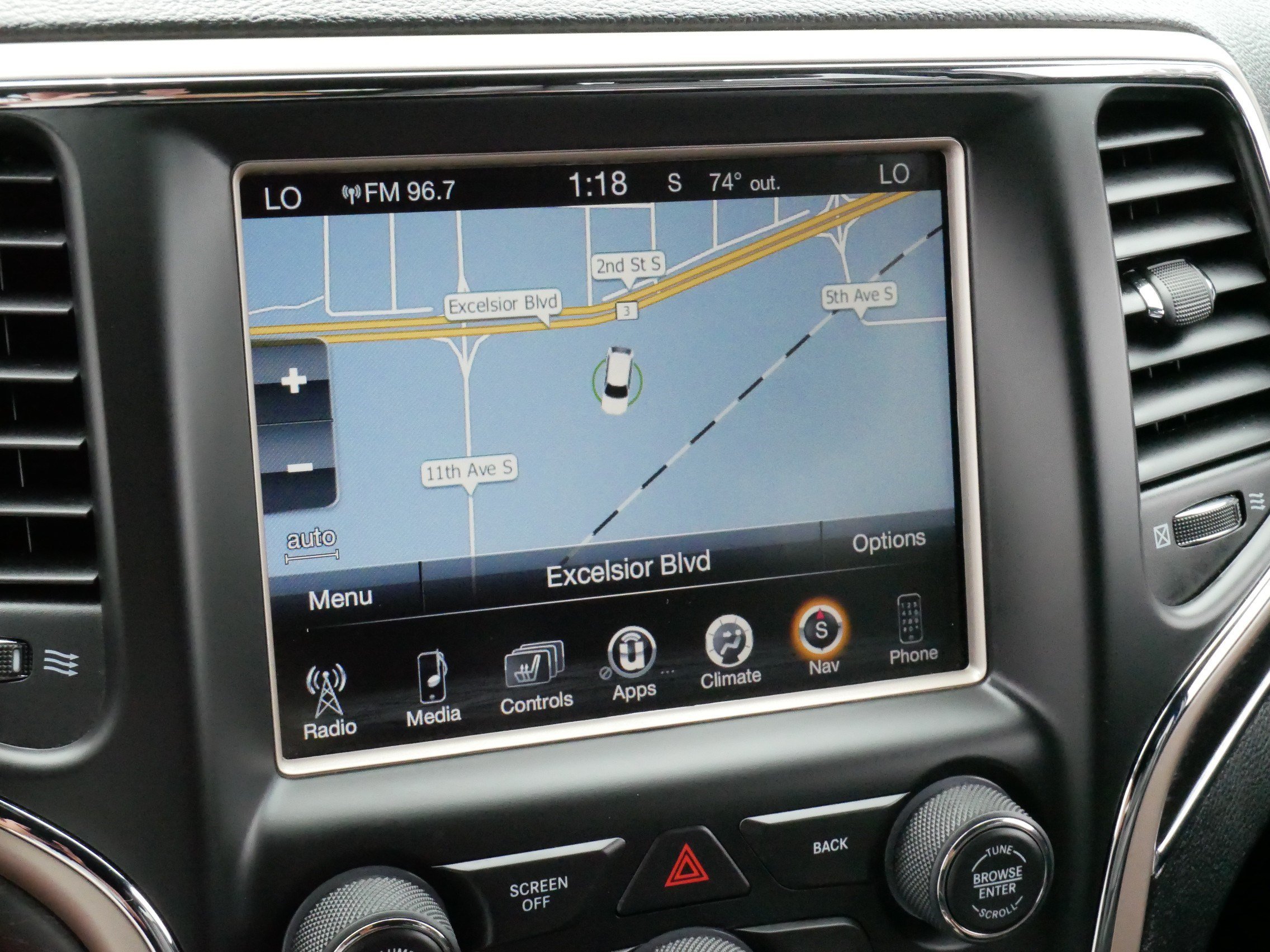 Used 2014 Jeep Grand Cherokee Limited w/ Trailer Tow Group IV AWD/4WD image 22