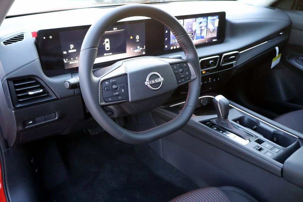 New 2026 Nissan Sentra SR w/ Floor Mat Package FWD image 13