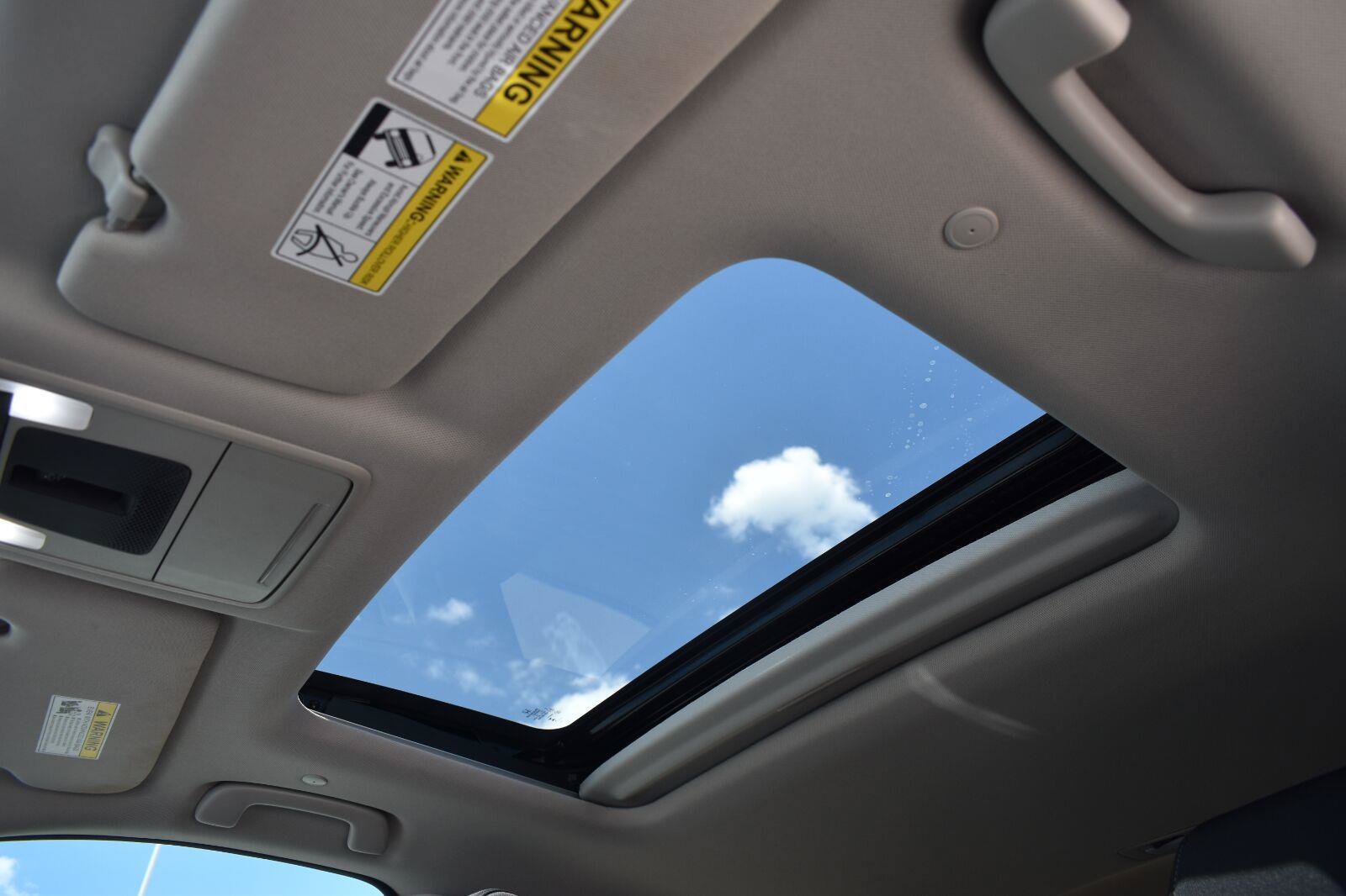 Used 2025 Honda CR-V EX image 13