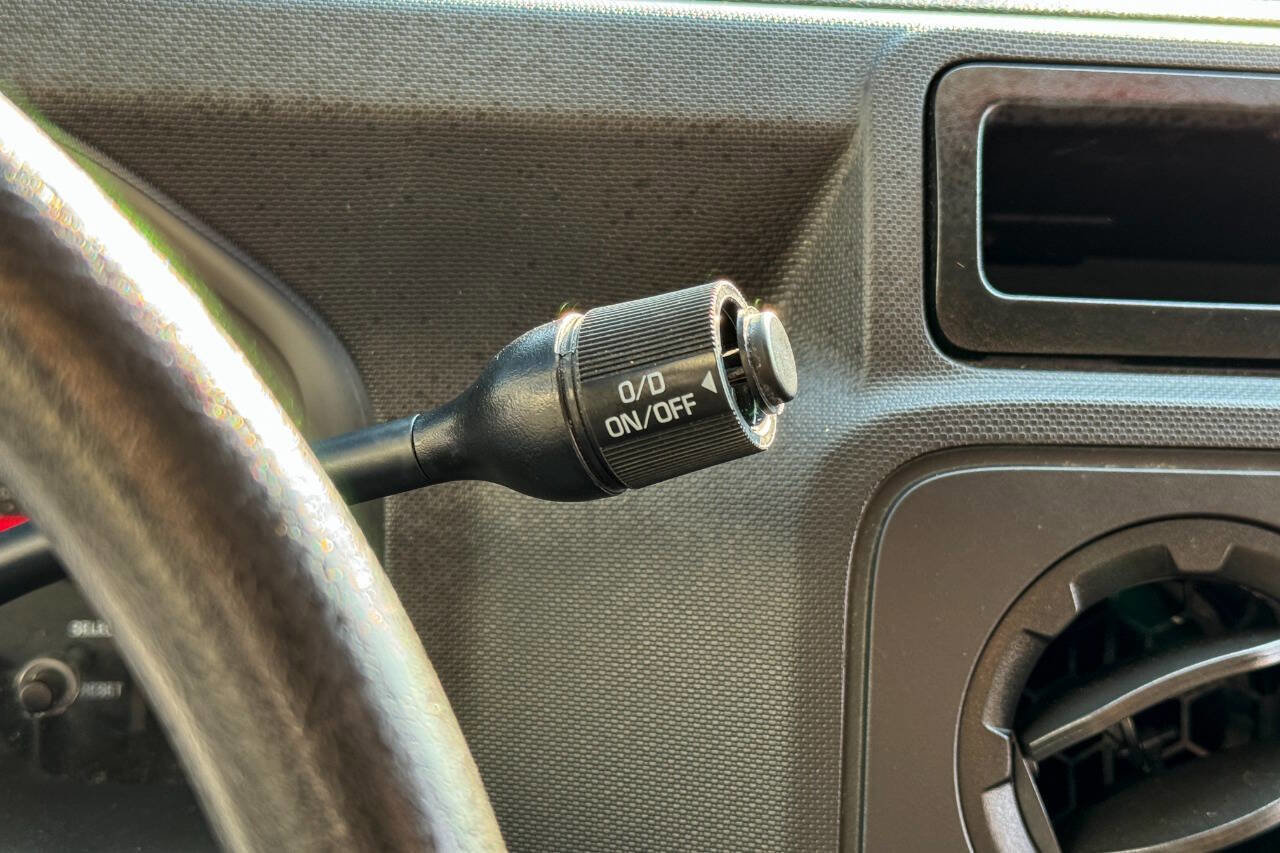 Used 2011 Ford E-350 and Econoline 350 Extended Super Duty w/ PWR Group image 29