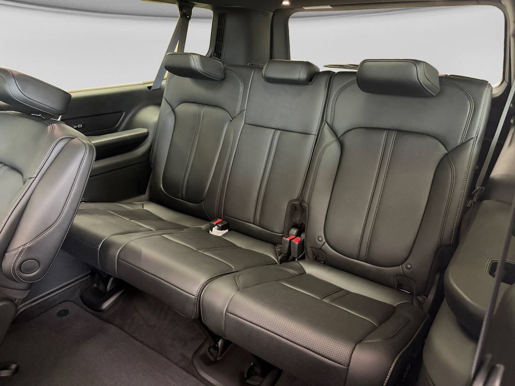 New 2026 Jeep Grand Wagoneer L Limited AWD/4WD image 20