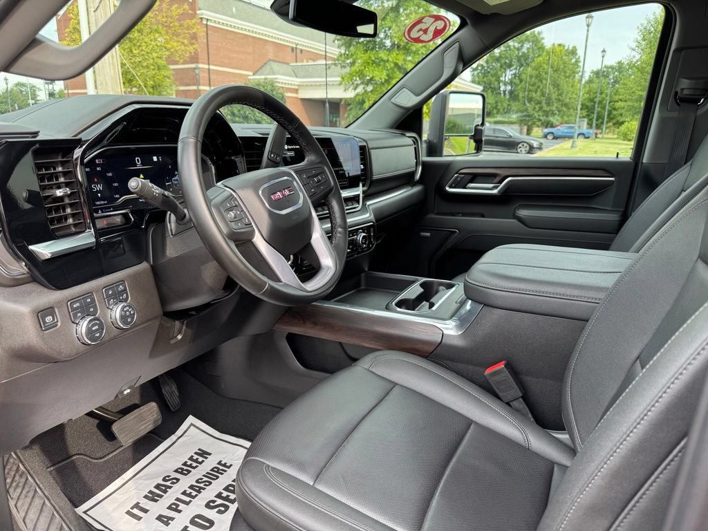Certified 2025 GMC Sierra 2500 SLT w/ SLT Premium Package AWD/4WD image 13