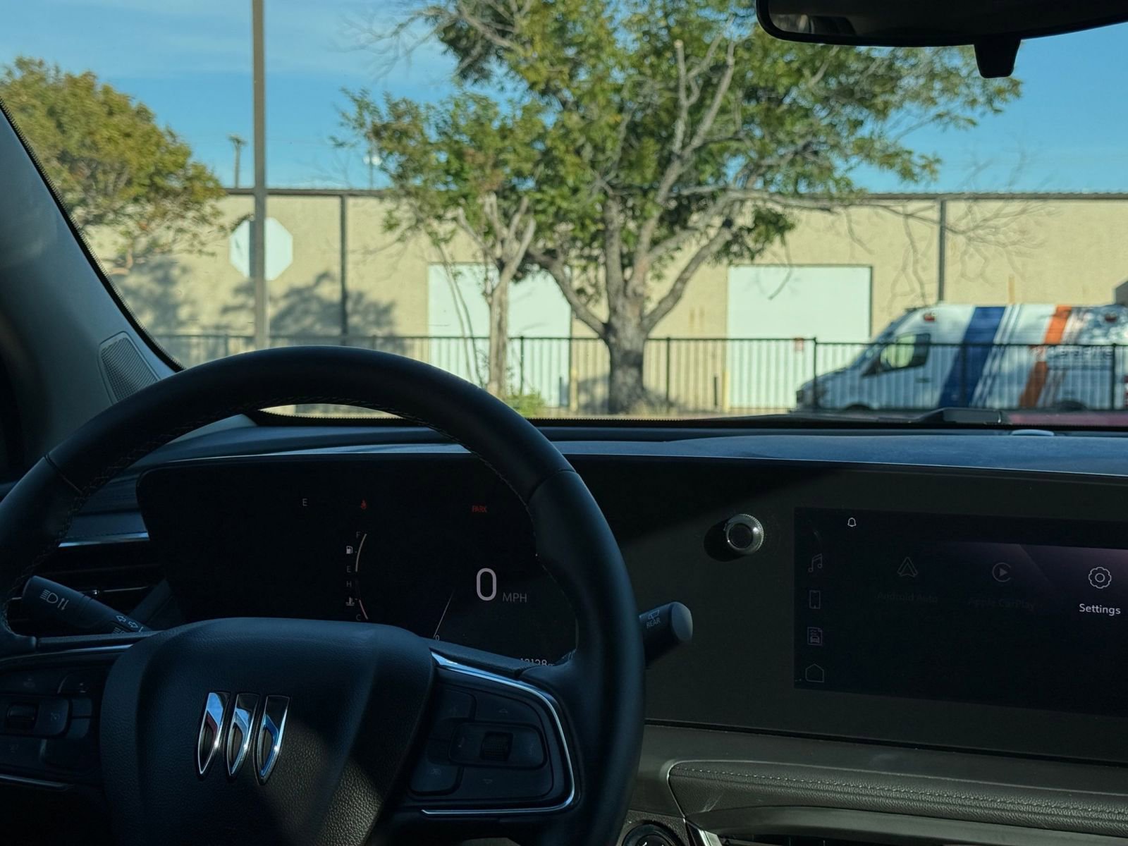 Used 2025 Buick Encore GX Preferred image 34