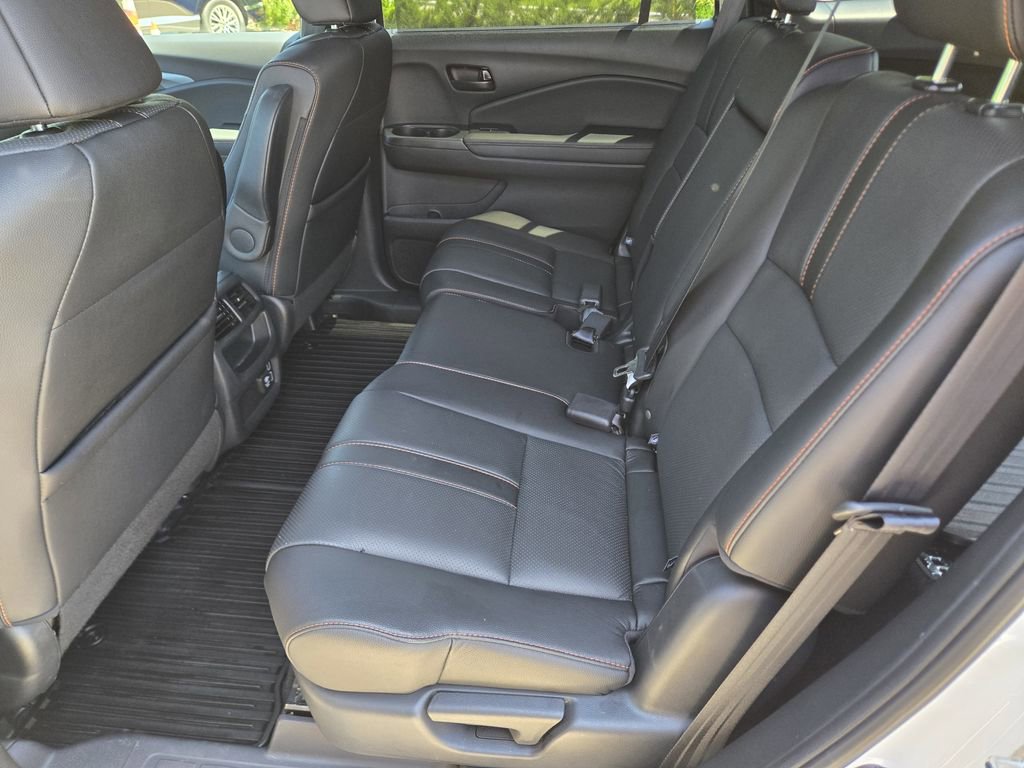 Certified 2023 Honda Passport TrailSport image 19