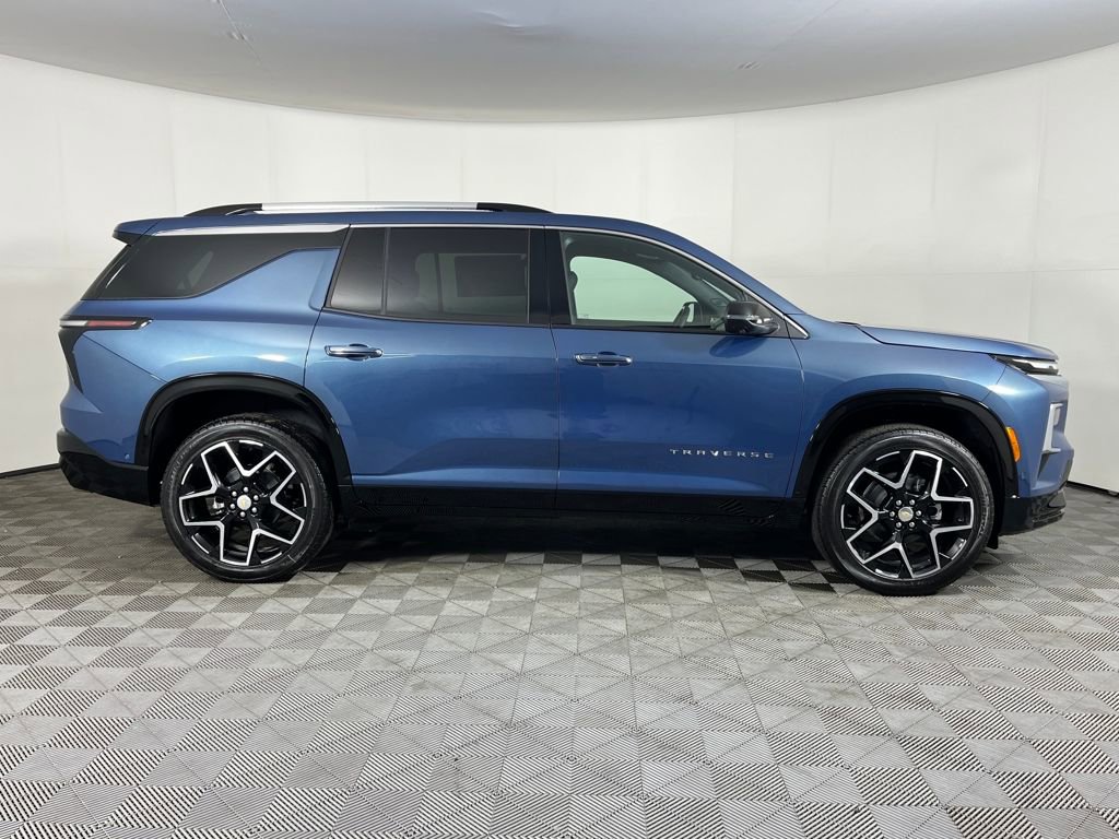 New 2026 Chevrolet Traverse High Country image 5