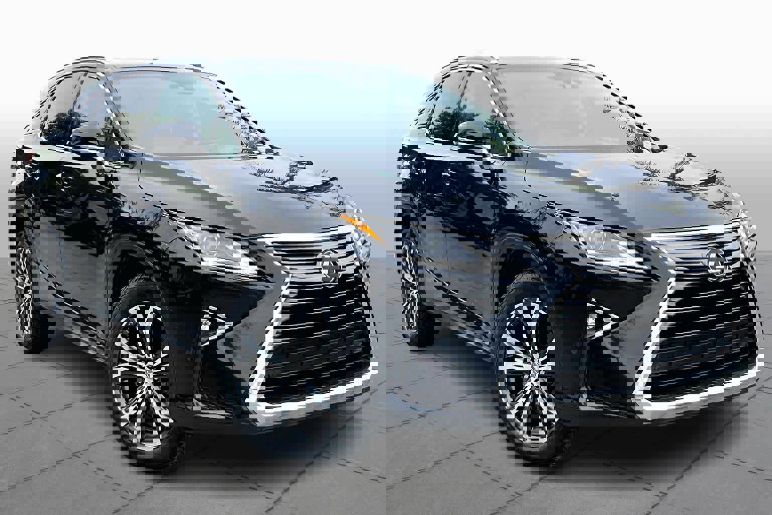 Used 2017 Lexus RX 350 w/ Premium Package image 3