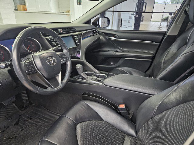 Used 2018 Toyota Camry XSE FWD image 8