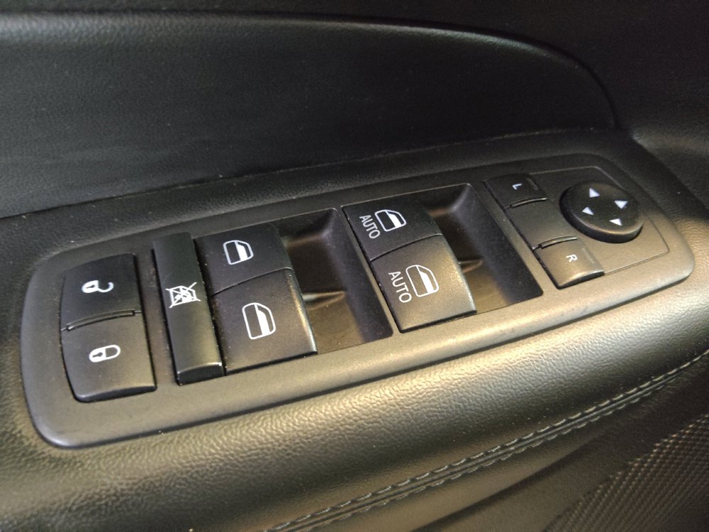 Used 2021 Jeep Grand Cherokee Limited w/ Luxury Group II AWD/4WD image 27