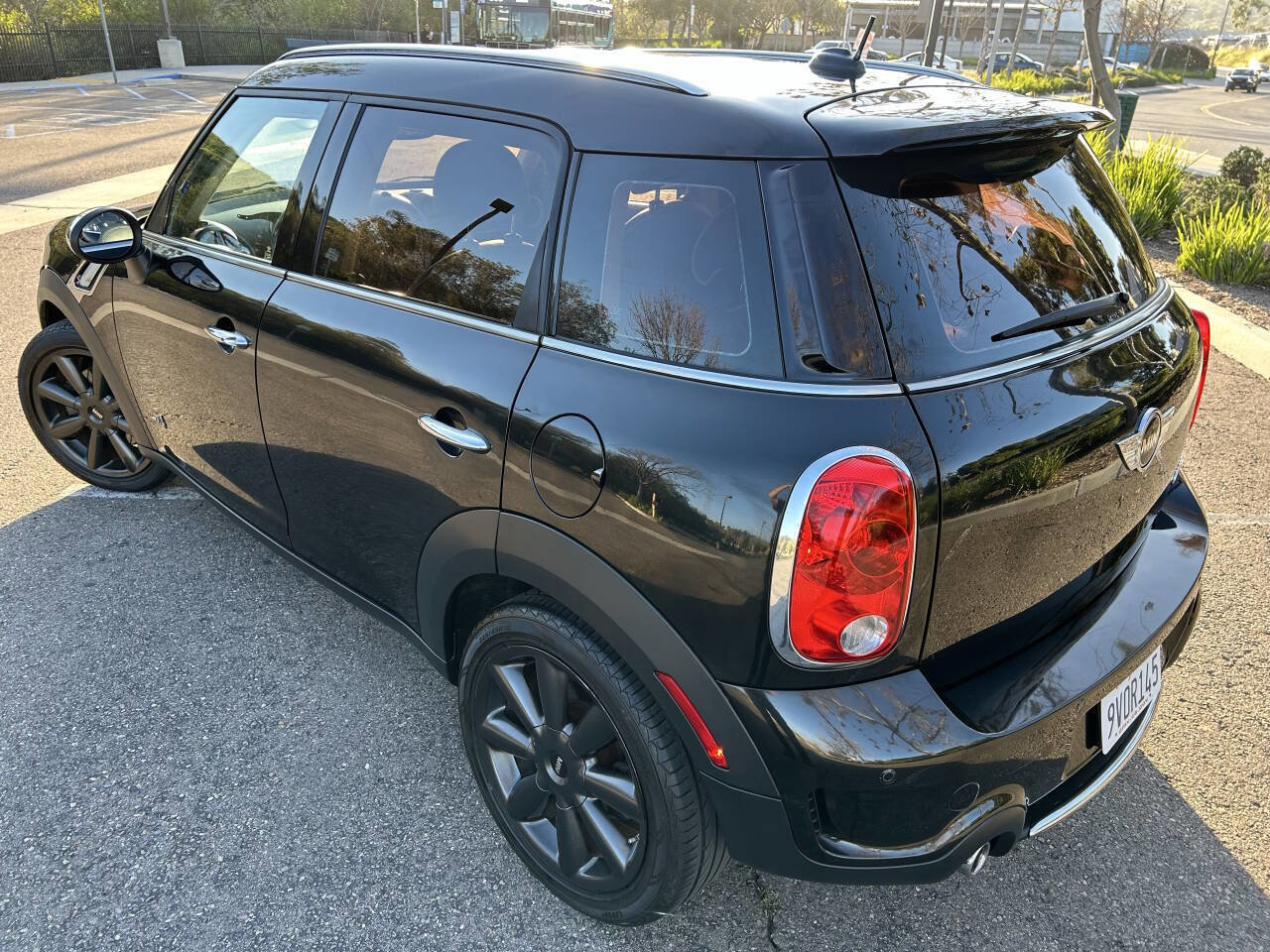 Used 2011 MINI Cooper Countryman S image 3