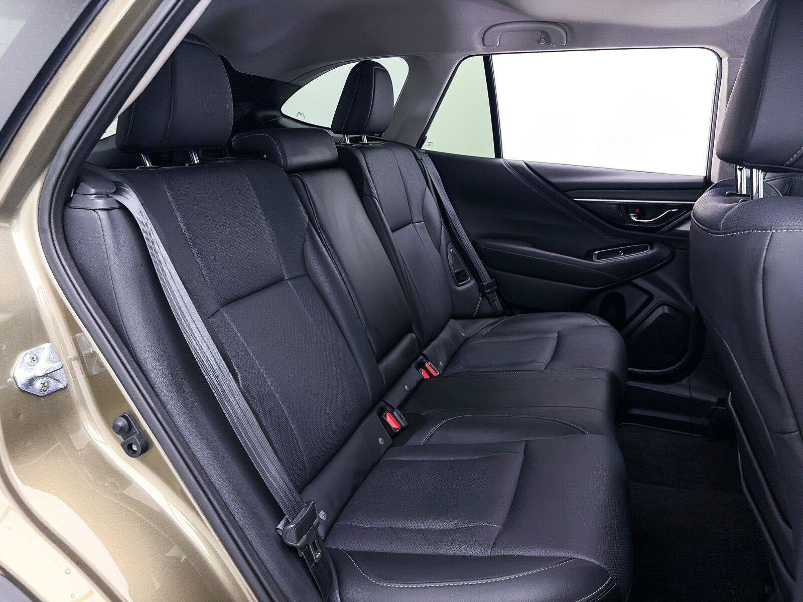 Used 2024 Subaru Outback Limited AWD/4WD image 37