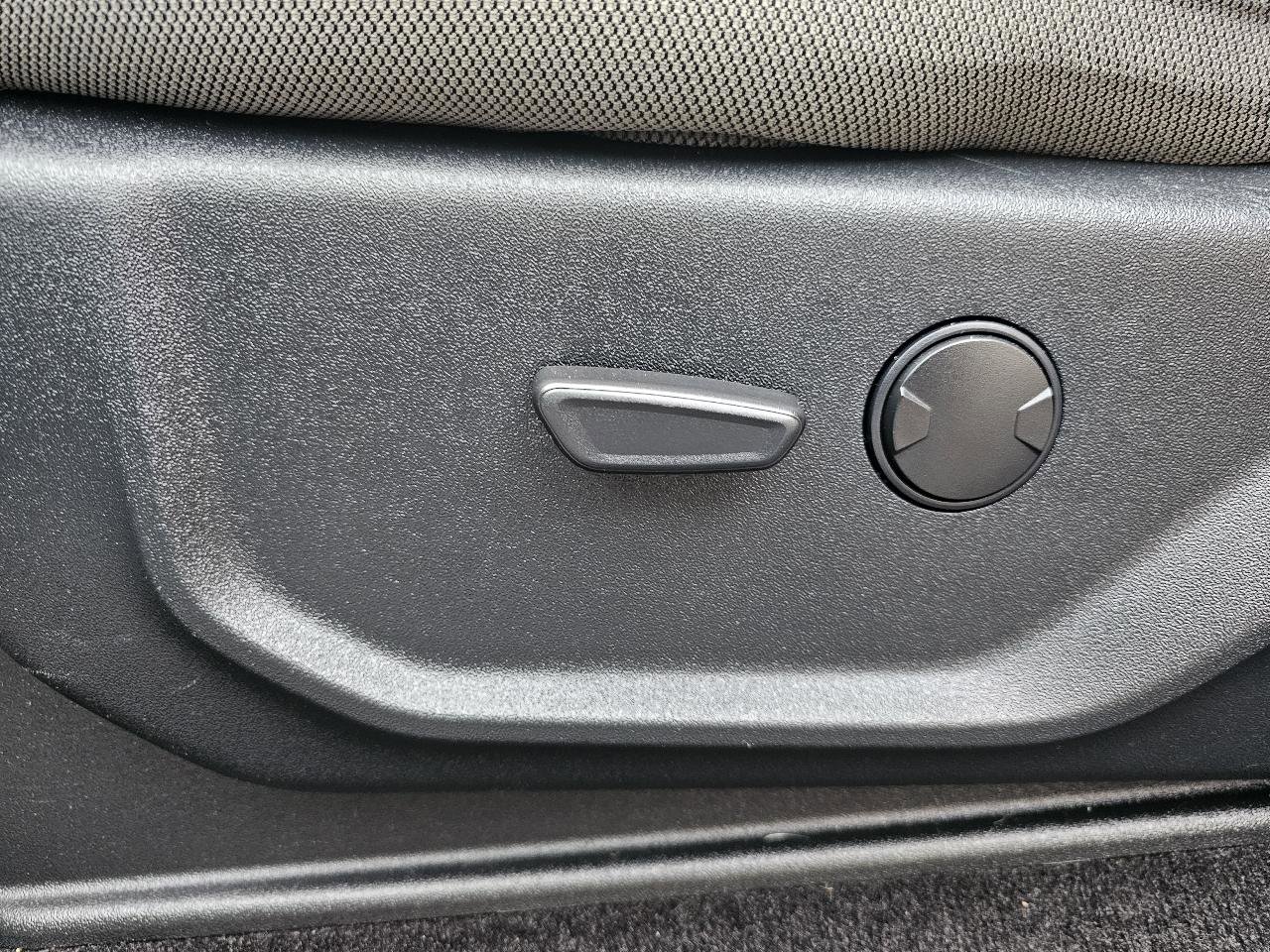 Used 2019 Ford F150 XLT w/ Equipment Group 301A Mid AWD/4WD image 7