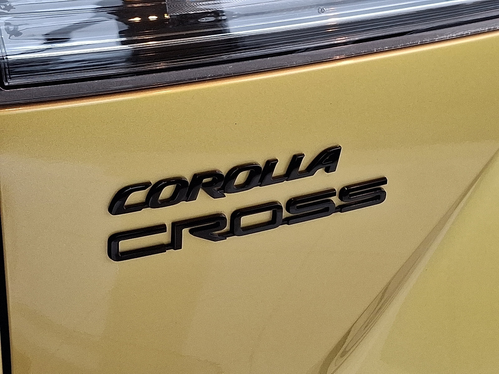 Certified 2023 Toyota Corolla Cross XSE image 31