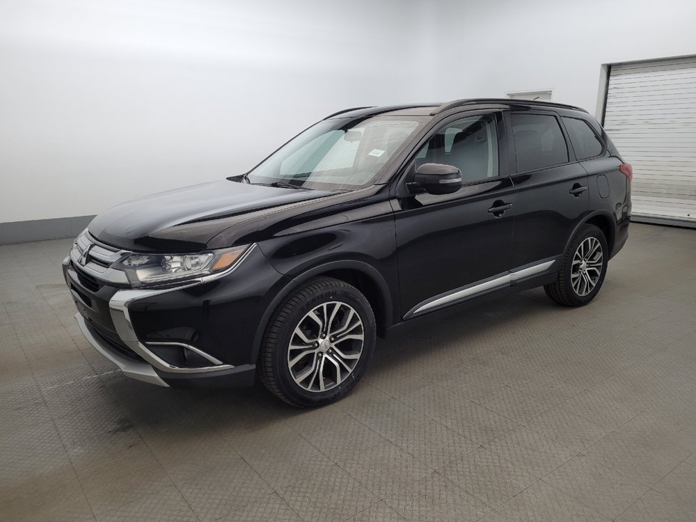 Used 2016 Mitsubishi Outlander SEL AWD/4WD image 2