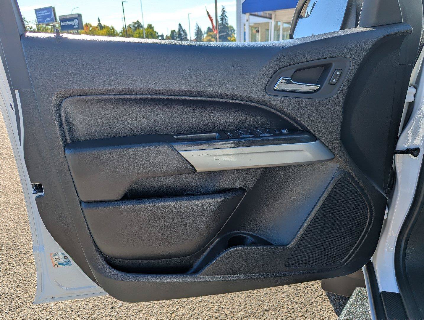 Used 2022 Chevrolet Colorado ZR2 w/ ZR2 Dusk Special Edition AWD/4WD image 10