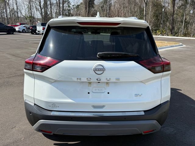 Used 2023 Nissan Rogue SV w/ SV Premium B Package image 11