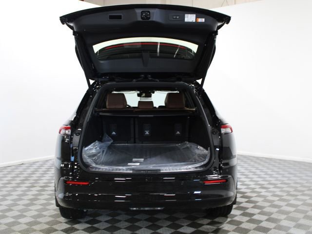 New 2026 Toyota Crown Signia AWD/4WD image 10