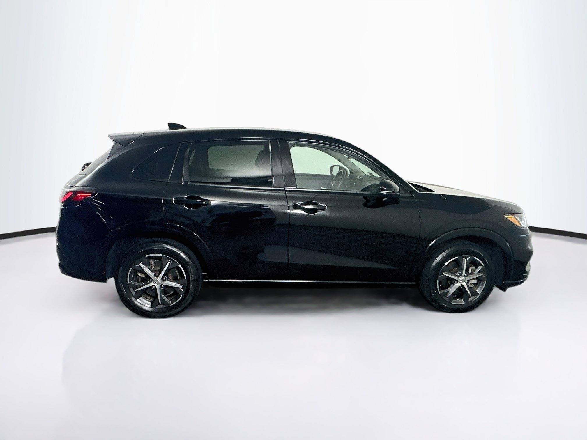 Used 2023 Honda HR-V EX-L image 10