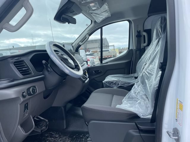 New 2026 Ford Transit 150 Low Roof RWD image 9