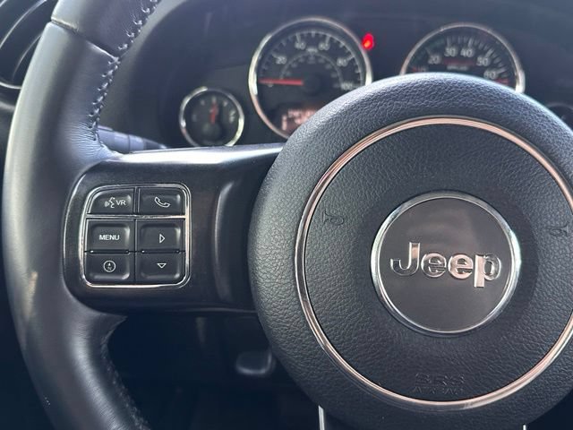 Used 2017 Jeep Wrangler Unlimited Rubicon AWD/4WD image 19