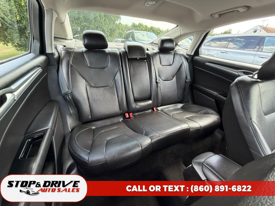 Used 2013 Ford Fusion Titanium w/ Titanium Driver Assist Pkg FWD image 19