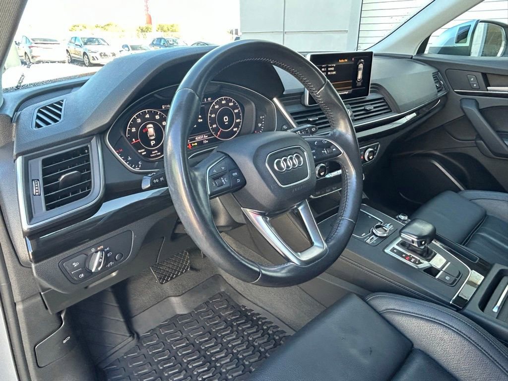 Used 2019 Audi Q5 2.0T Premium Plus w/ Premium Plus Package image 17