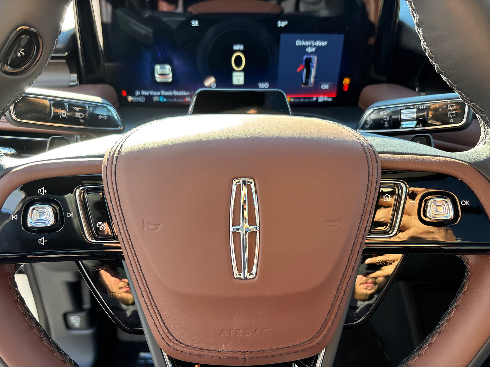 New 2027 Lincoln Aviator Reserve AWD/4WD image 16