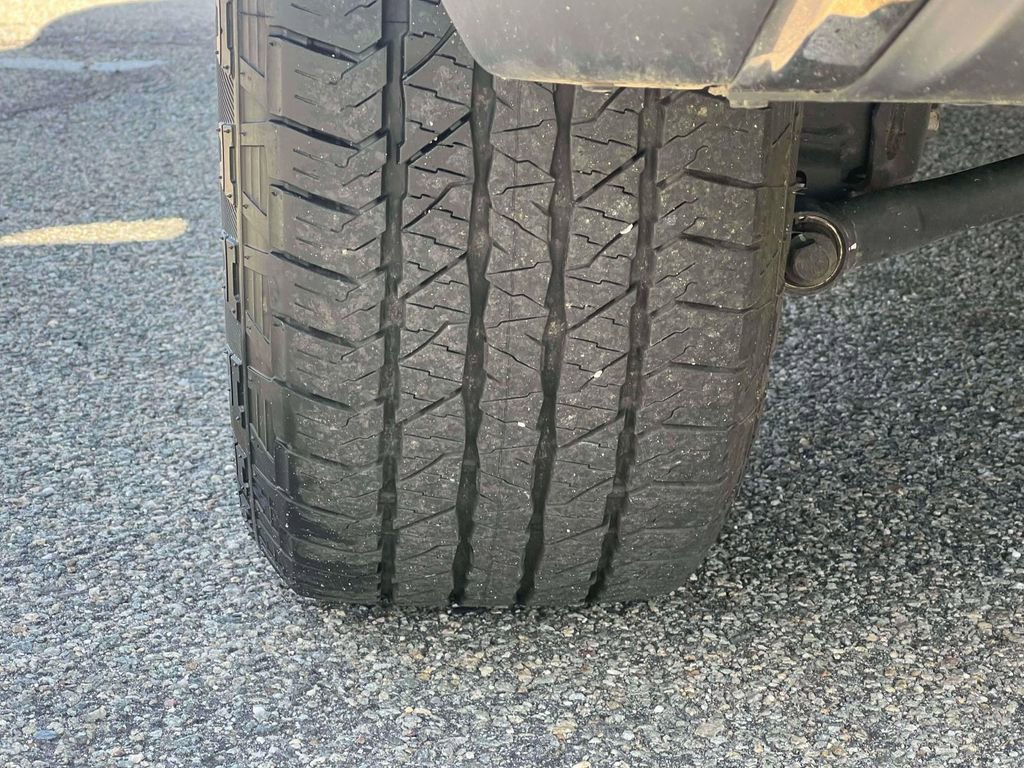 Used 2023 Chevrolet TrailBlazer ACTIV w/ Sun and Liftgate Package AWD/4WD image 10