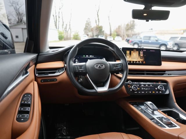 Used 2023 INFINITI QX60 Sensory w/ Vision Package image 16