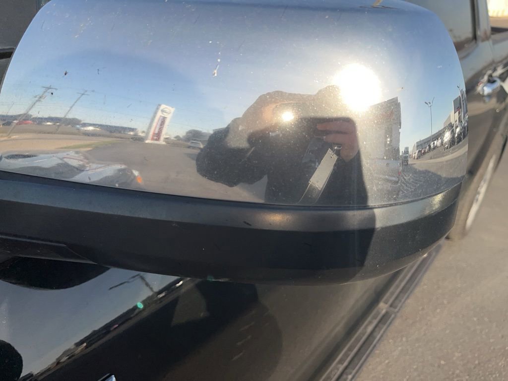 Used 2019 Toyota Tundra Platinum image 15