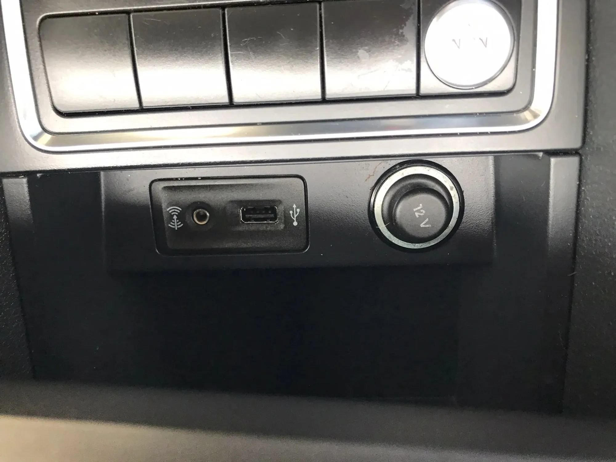Used 2017 Volkswagen Jetta SE FWD image 31