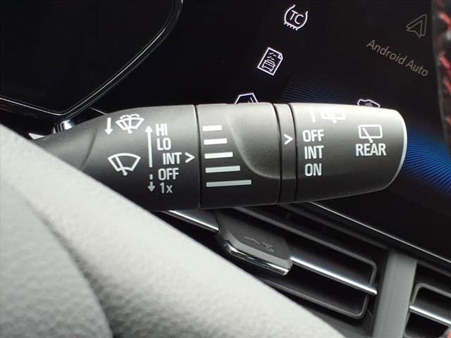 New 2026 Chevrolet Trax RS image 18