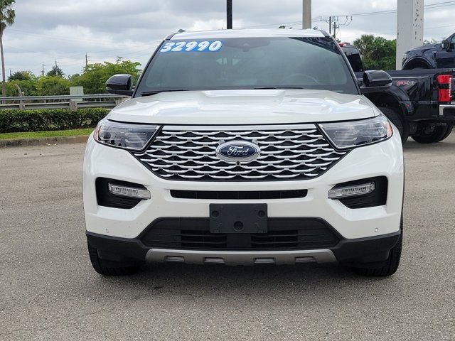 Certified 2021 Ford Explorer Platinum w/ Equipment Group 601A image 2