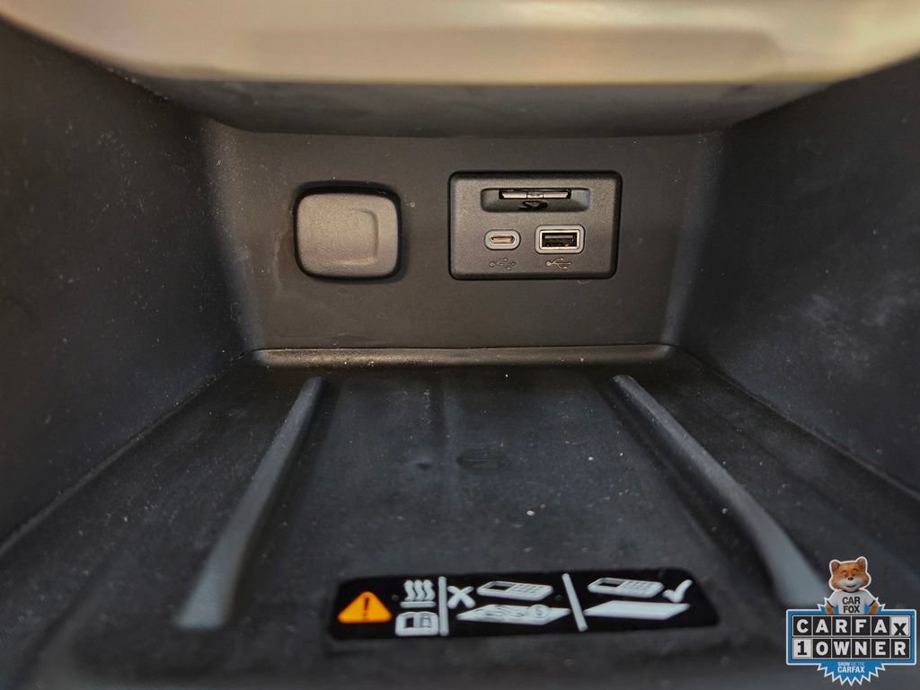 Used 2023 GMC Acadia Denali AWD/4WD image 32