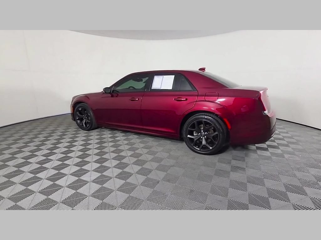 Used 2023 Chrysler 300 Touring L w/ Comfort Group RWD image 46