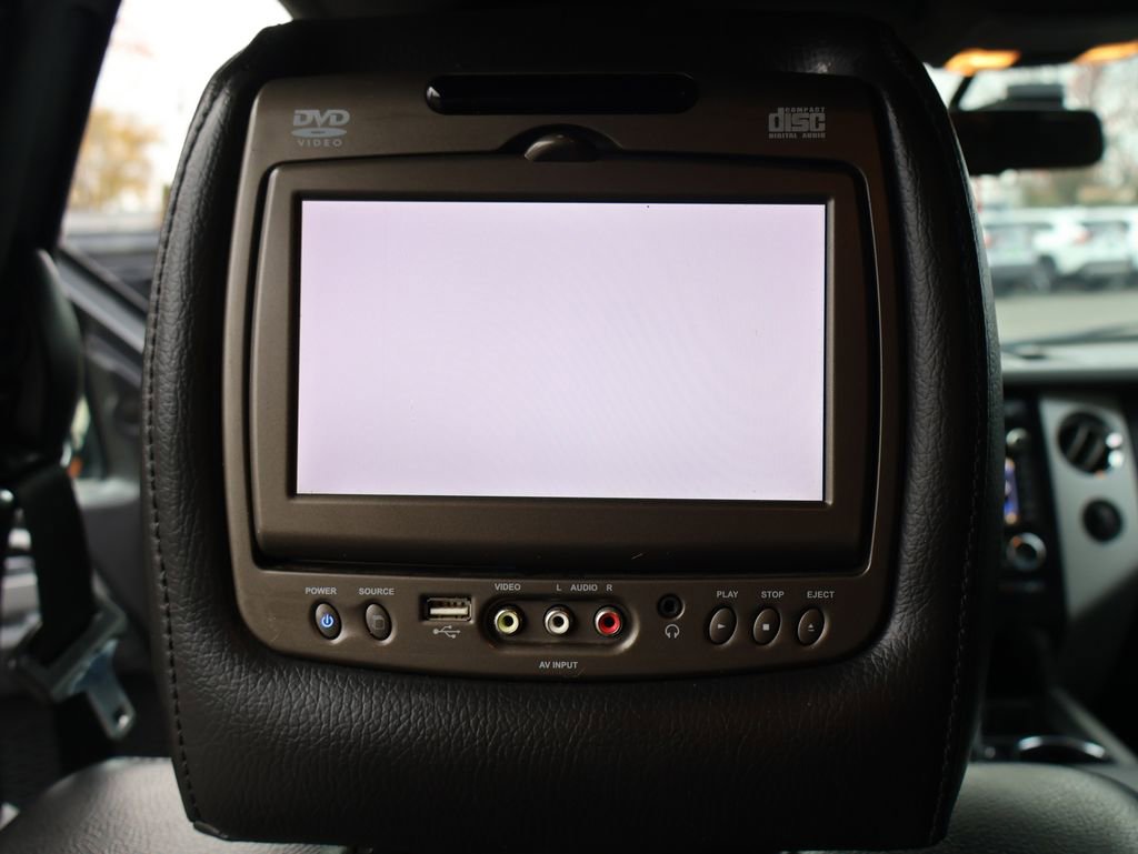 Used 2012 Ford Expedition Limited image 29