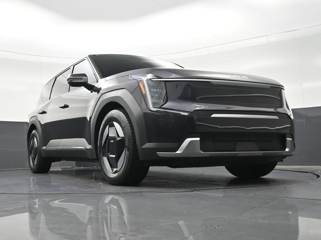 Used 2026 Kia EV9 Light RWD image 34