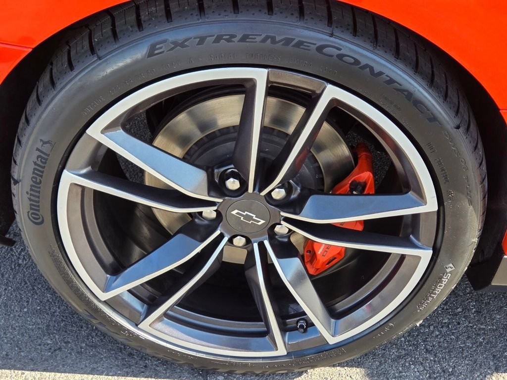 Used 2018 Chevrolet Camaro SS w/ Hot Wheels Edition RWD image 10