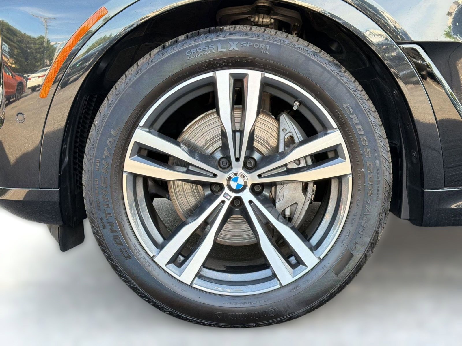 Used 2026 BMW X7 xDrive40i w/ M Sport Package AWD/4WD image 12