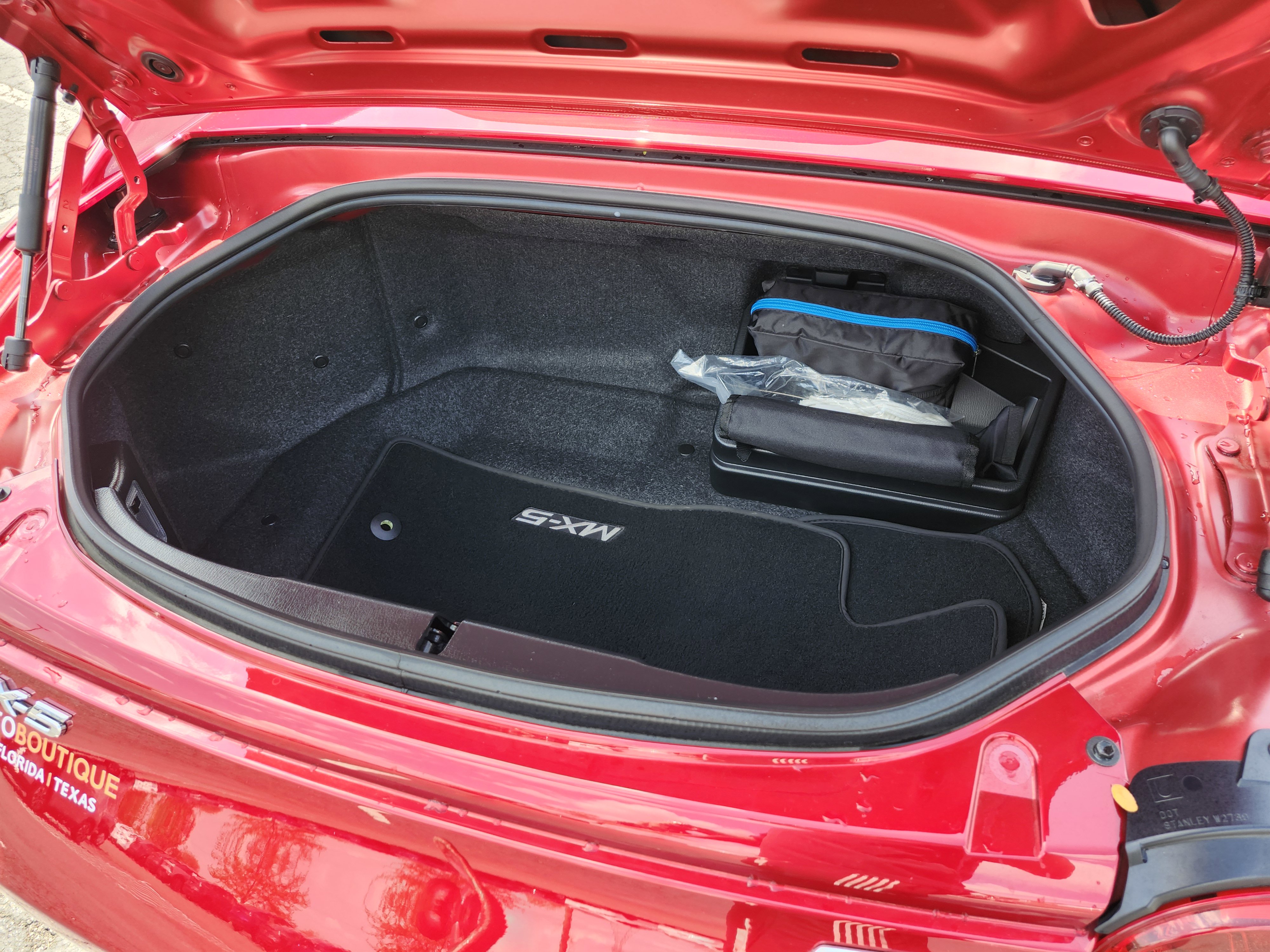 Used 2019 MAZDA MX-5 Miata RF Grand Touring RWD image 29
