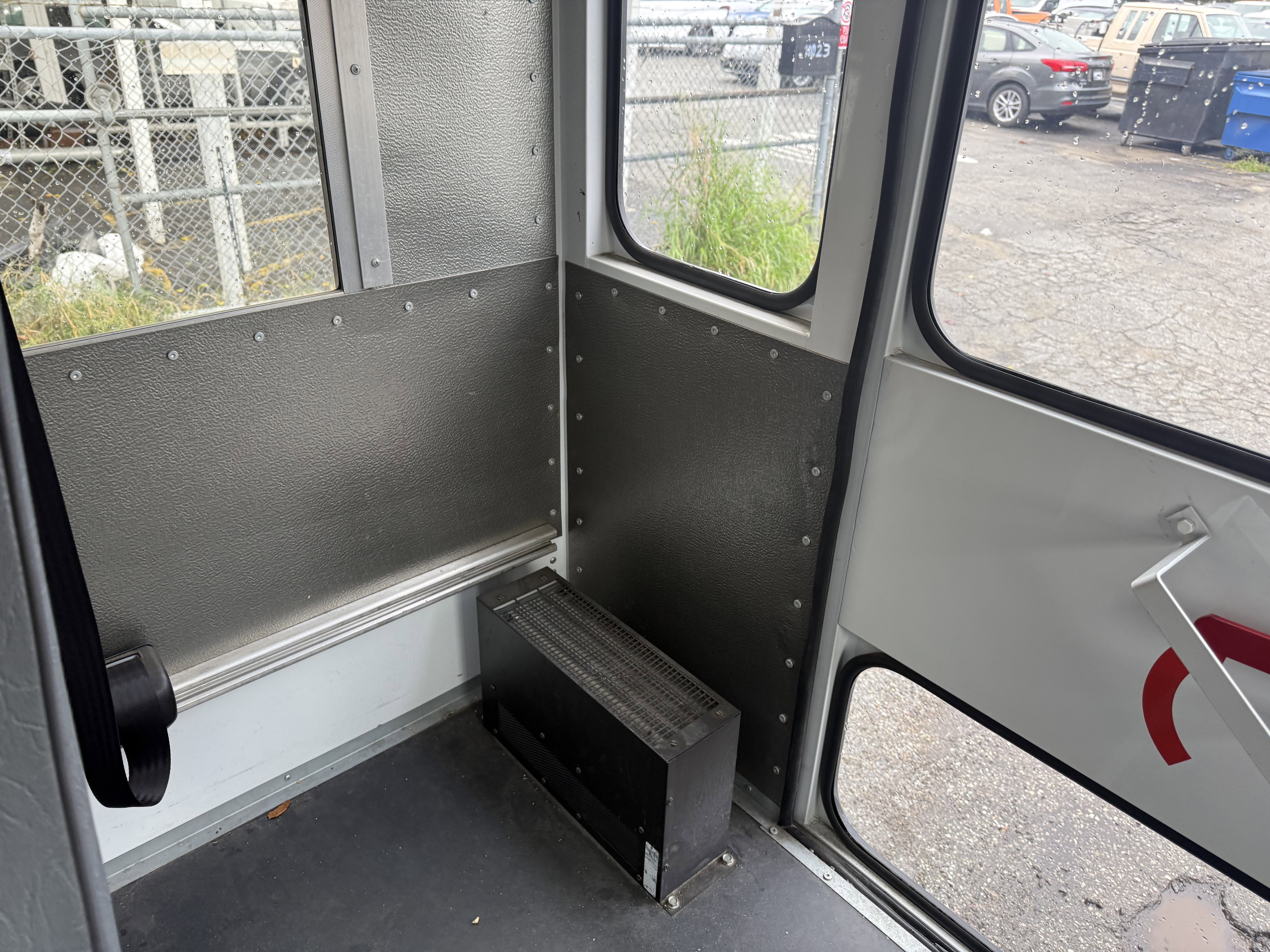 Used 2006 Chevrolet Express 3500 w/ School Bus Package image 16