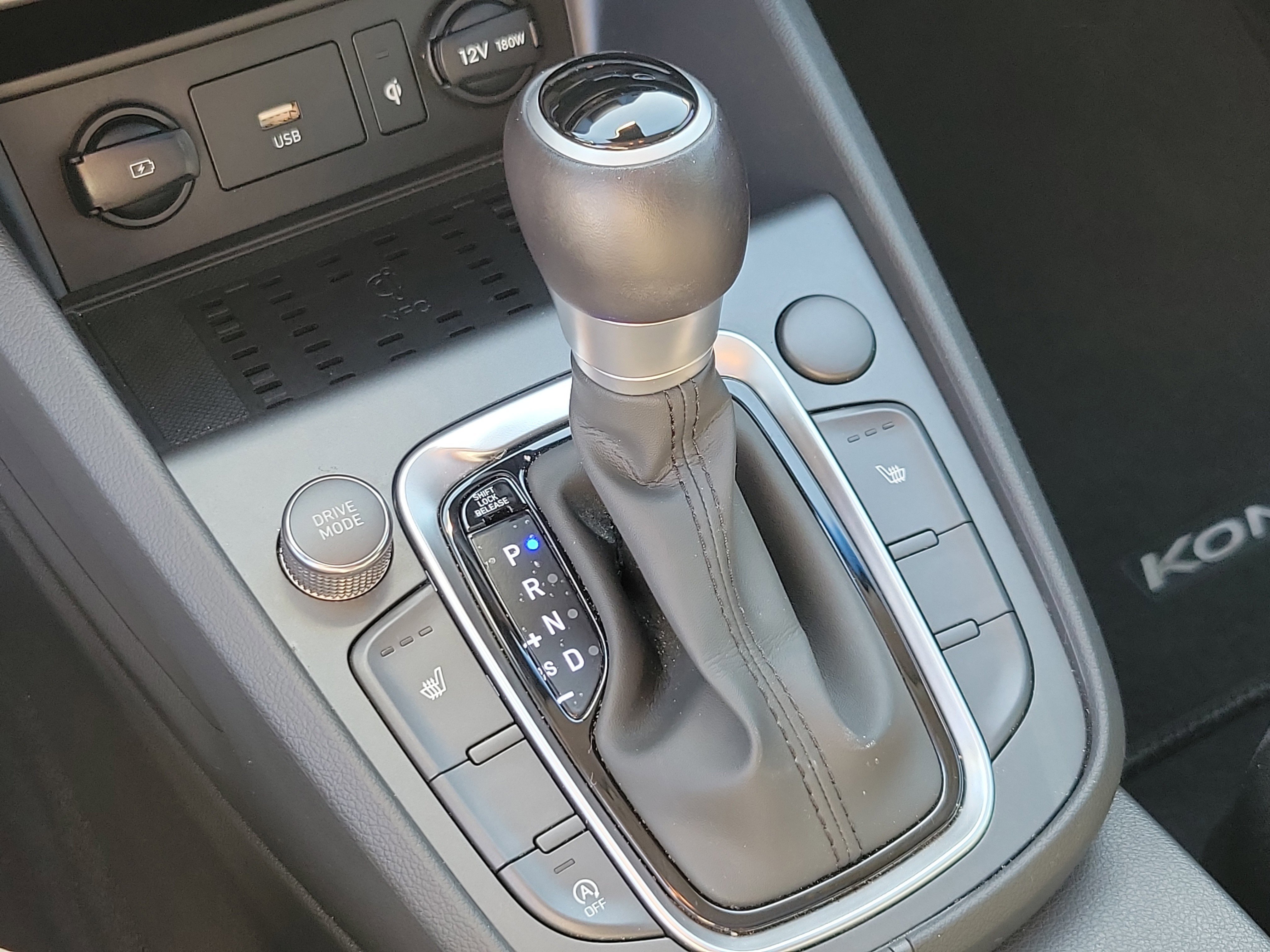 Certified 2022 Hyundai Kona SEL w/ Convenience Package image 26