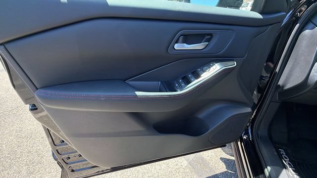 New 2026 Nissan Rogue SV AWD/4WD image 19