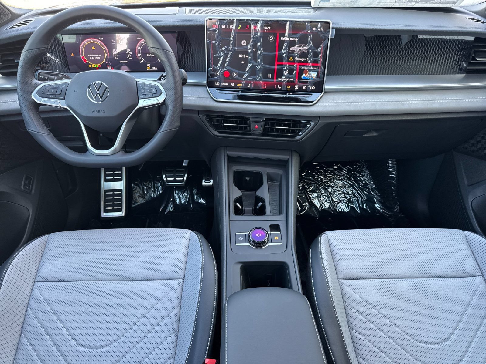 New 2026 Volkswagen Tiguan SE R-Line FWD image 13
